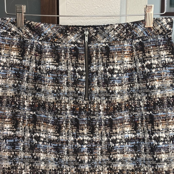 J Crew Silk-blend Gilded Tweed Mini Skirt - Blue/Black/White Size 4 - Picture 5 of 10